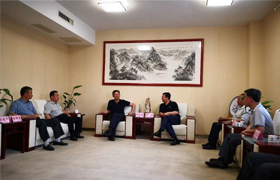 山东科技大学校党委副书记尹华赴yl6809永利集团开展工作调研