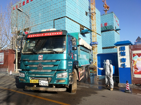 临时党支部主动靠前 yl6809永利集团经八纬一项目顺利复工